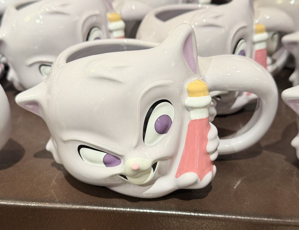 Disney YZMA as Cat Sculptured Mug - The Emperor's New Groove - 18 oz NWT